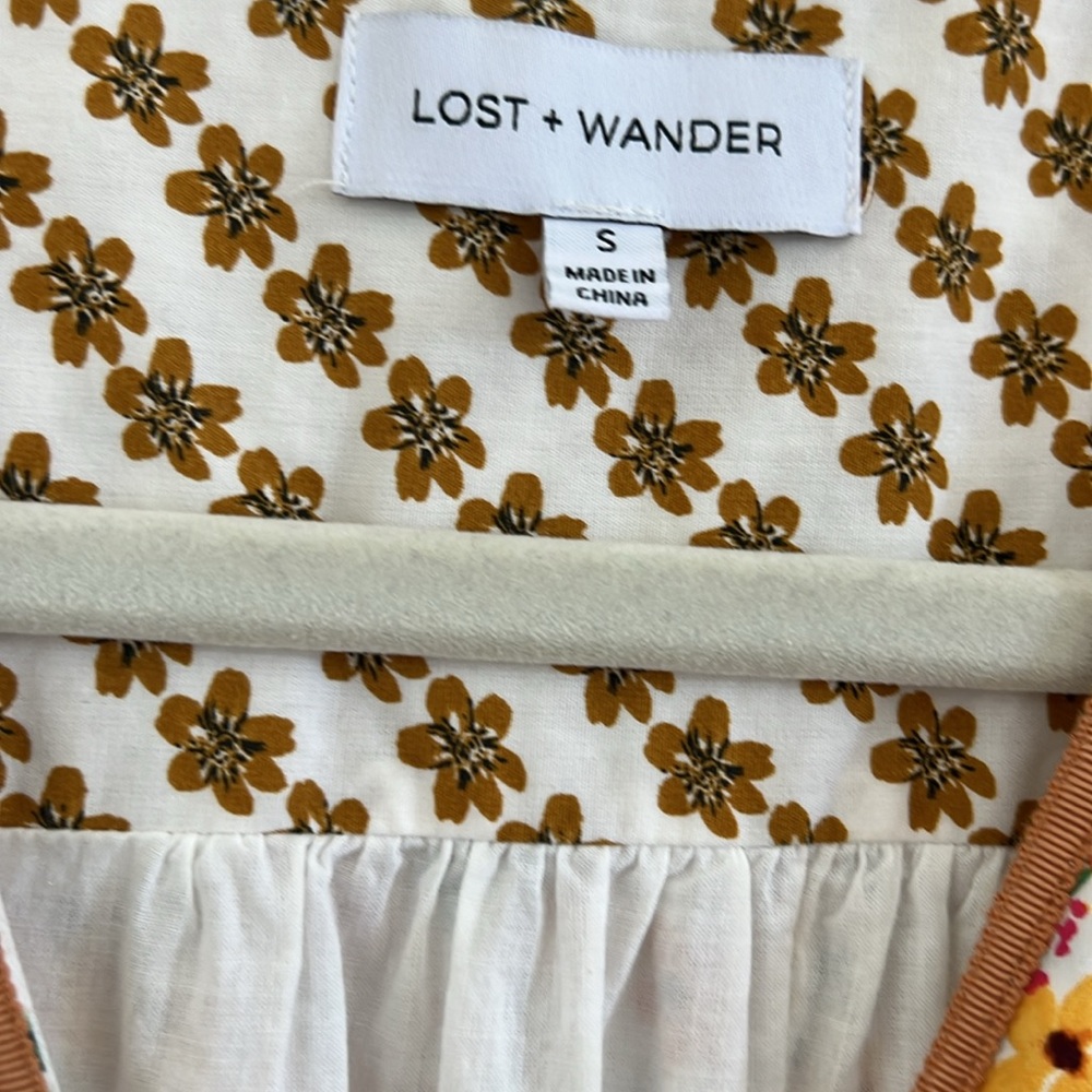 Lost Wander View 3